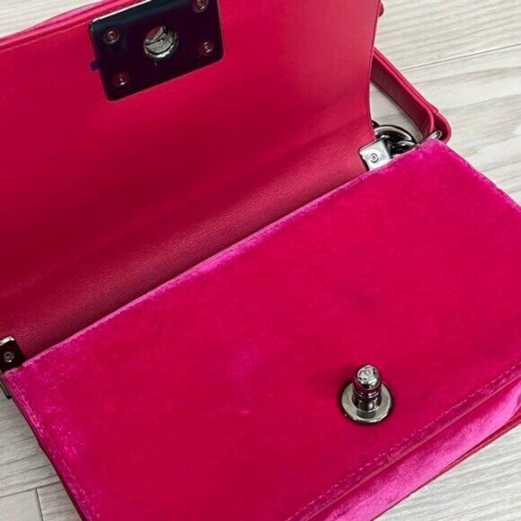 Authentic CHANEL Boy Flap Bag Quilted Chain Shoulder Bag Velvet Pink Fuchsia - Picture 11 of 14